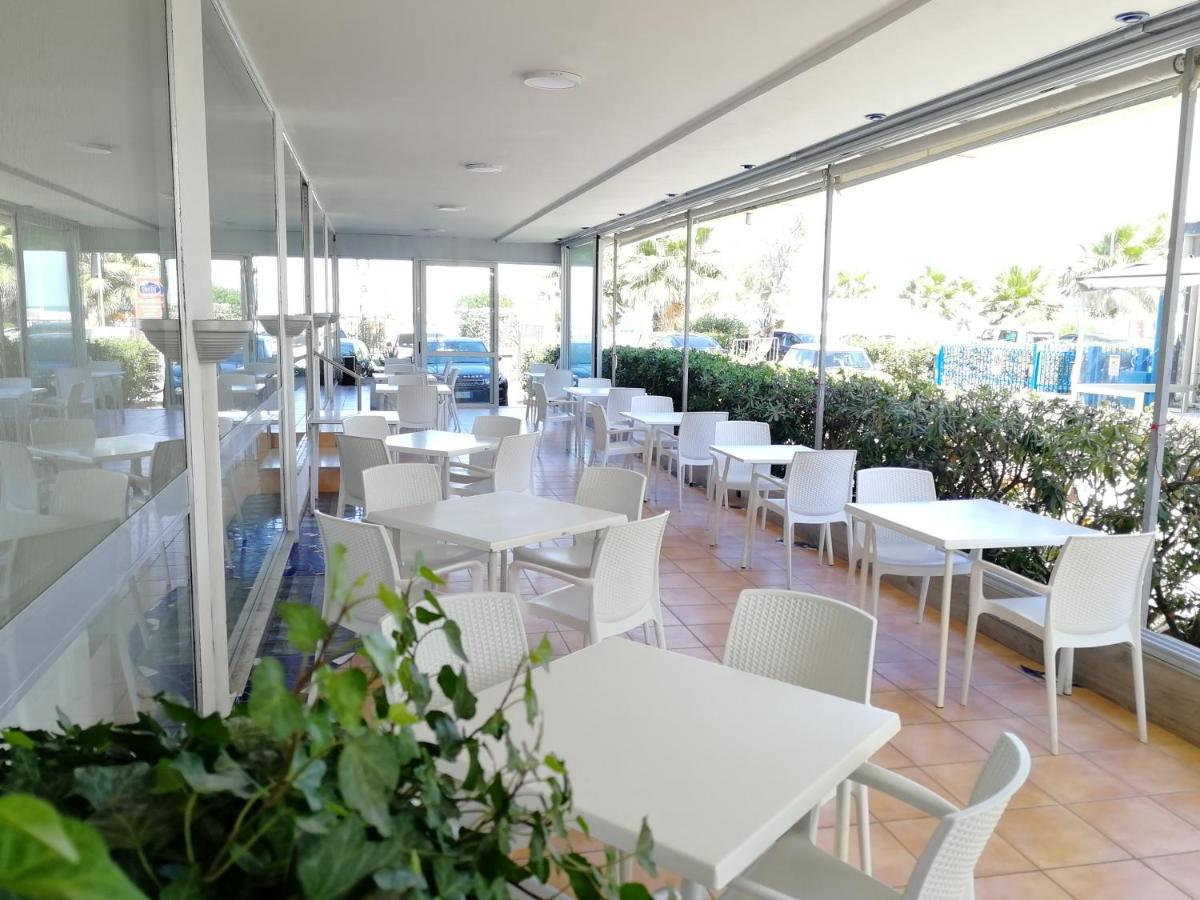Hotel Diplomatic Riccione Exterior photo