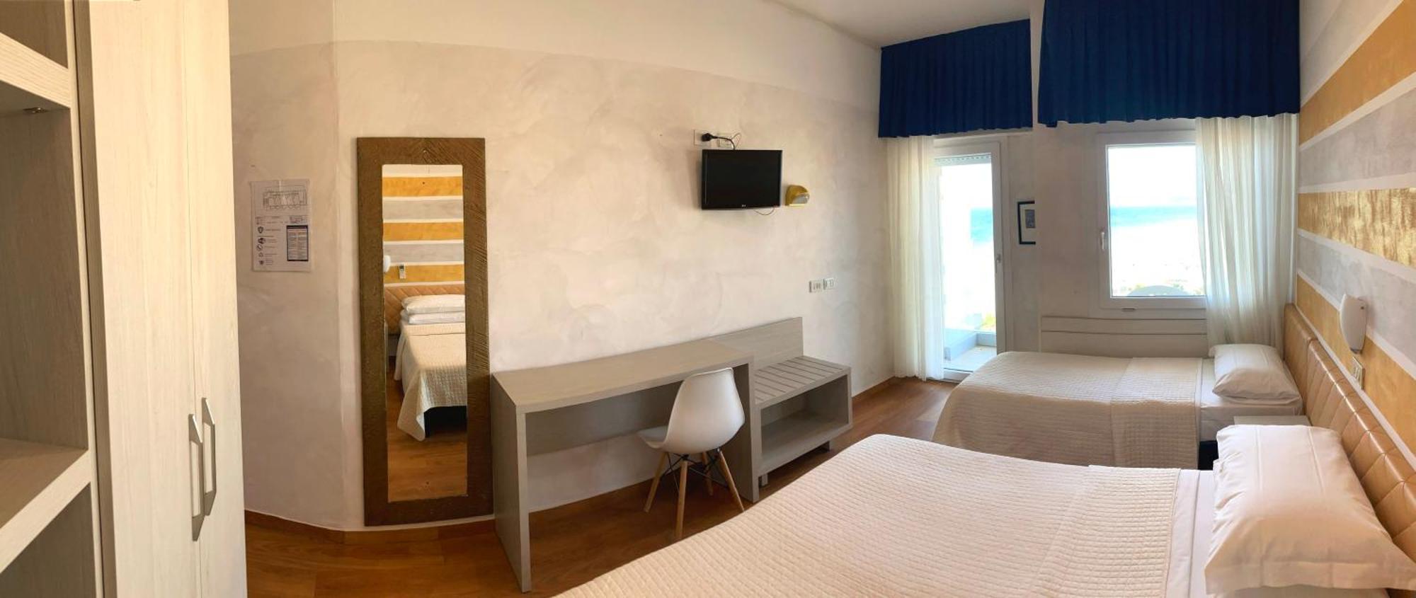 Hotel Diplomatic Riccione Exterior photo